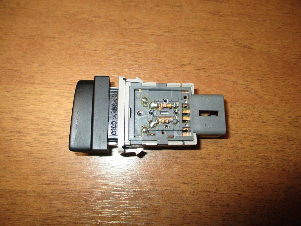 Кнопка обогрева заднего стекла, 500 рублей, Пермь