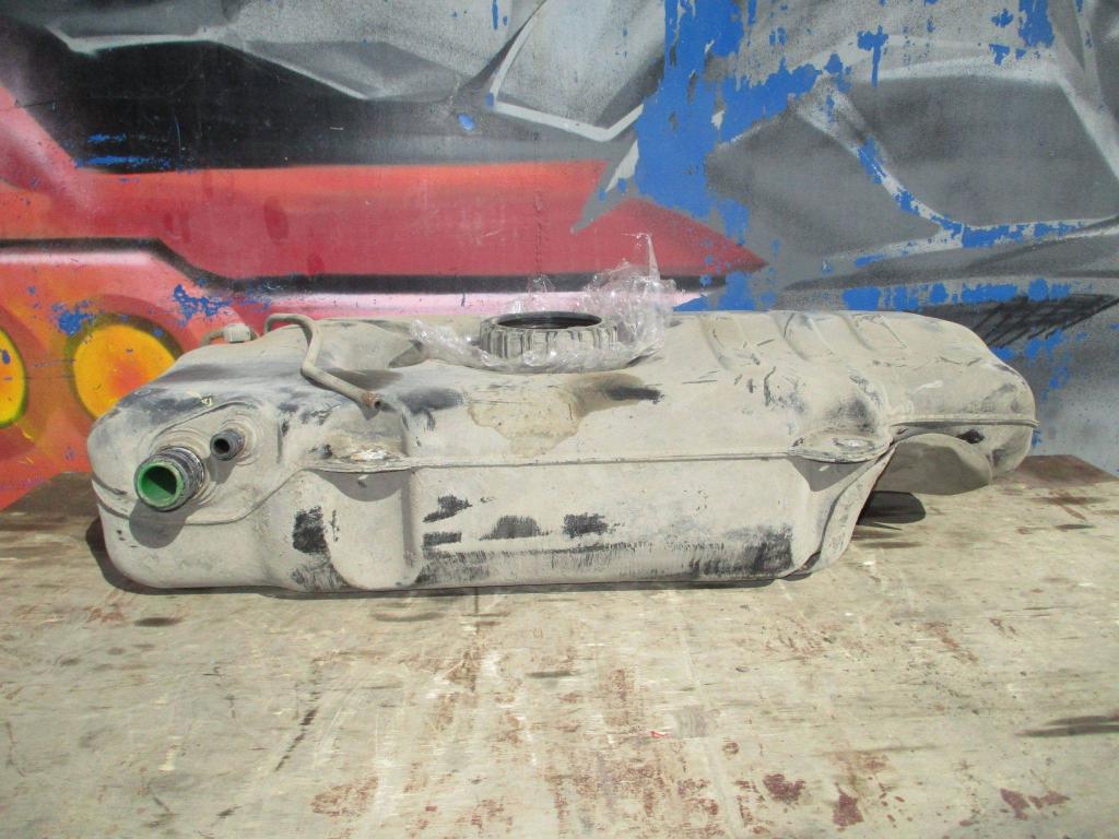 Бак топливный, 2000 рублей, Пермь