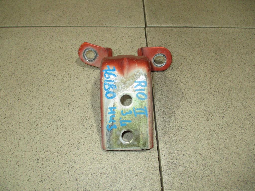 Петля двери задней левой нижняя, 500 рублей, Пермь