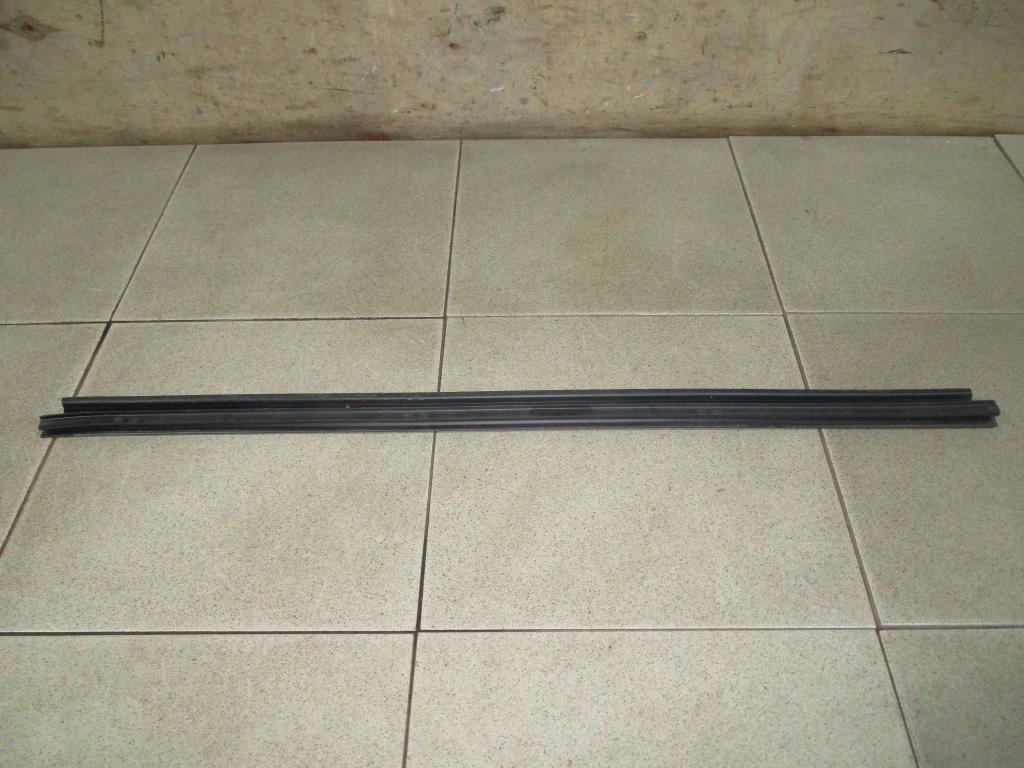 Накладка стекла переднего левого, 900 рублей, Пермь