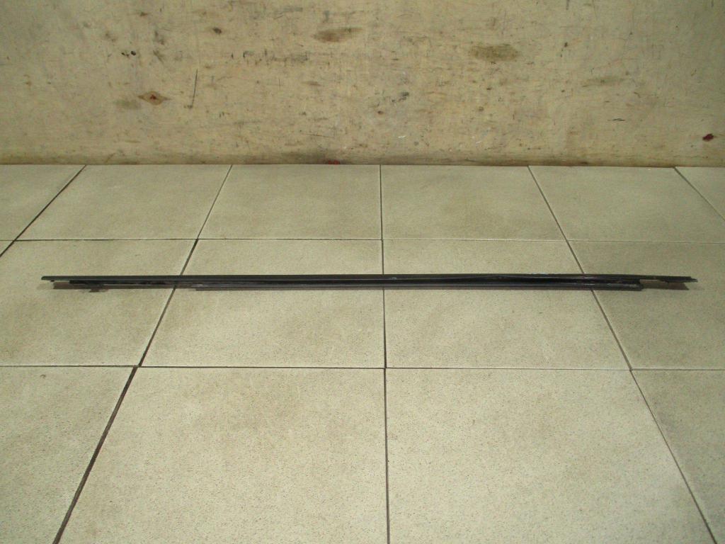 Накладка стекла заднего правого, 500 рублей, Пермь