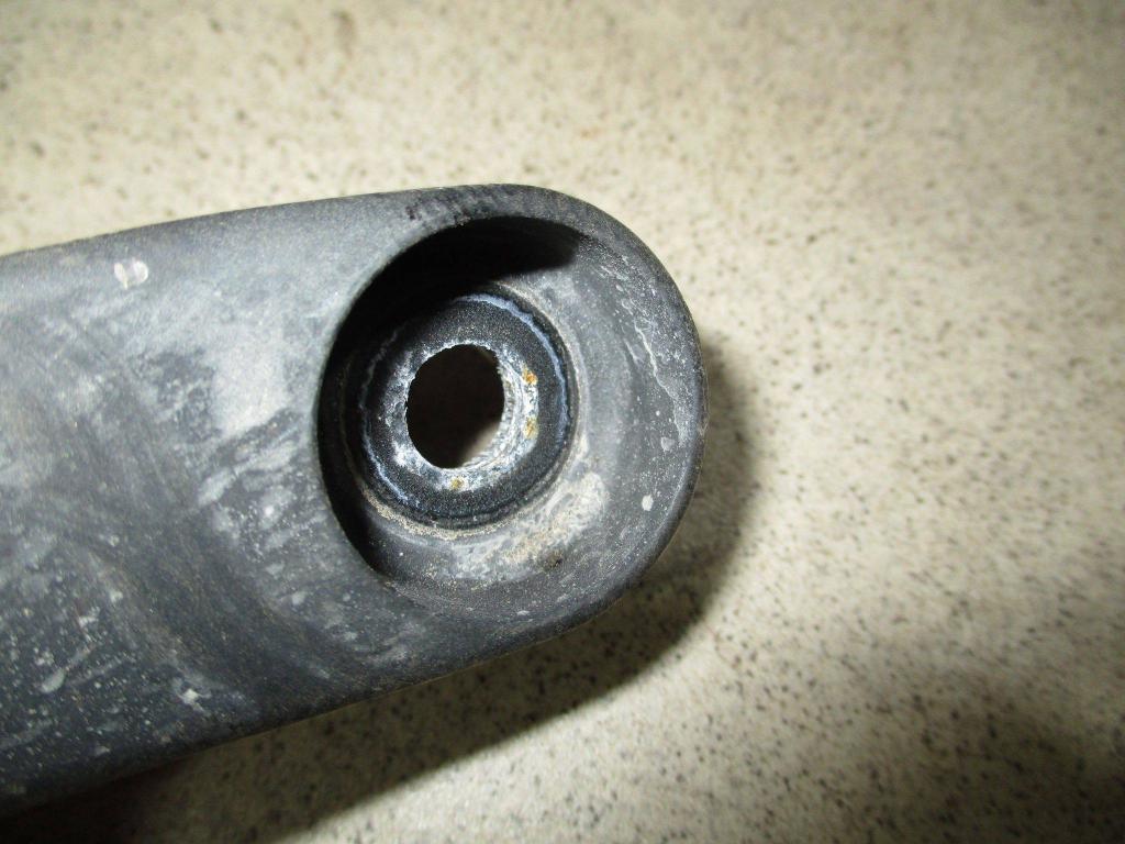 Поводок стеклоочистителя передний левый, 500 рублей, Пермь