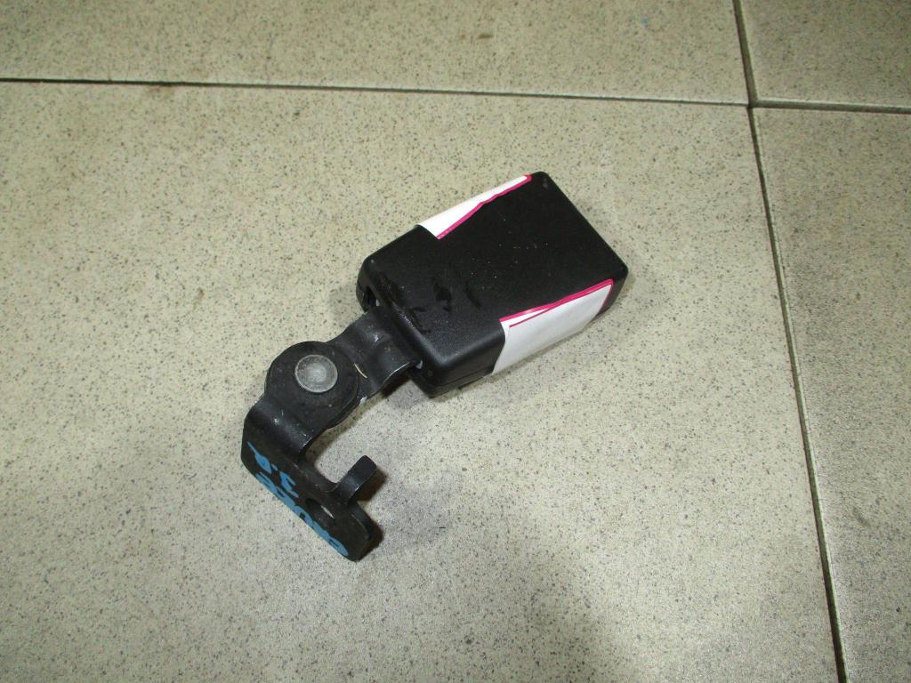 Ответная часть ремня безопасности, 500 рублей, Пермь