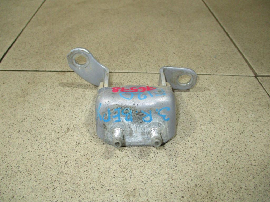 Петля двери задней правой верхняя, 550 рублей, Пермь