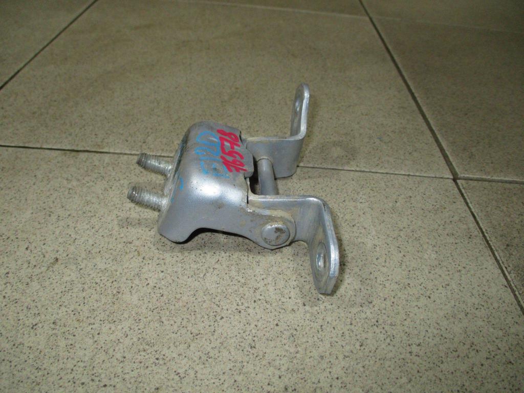 Петля двери задней правой верхняя, 550 рублей, Пермь