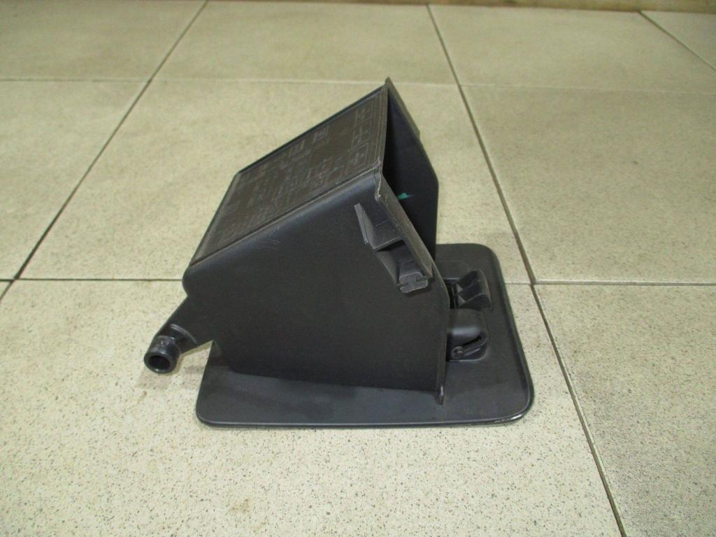 Крышка блока предохранителей, 1000 рублей, Пермь