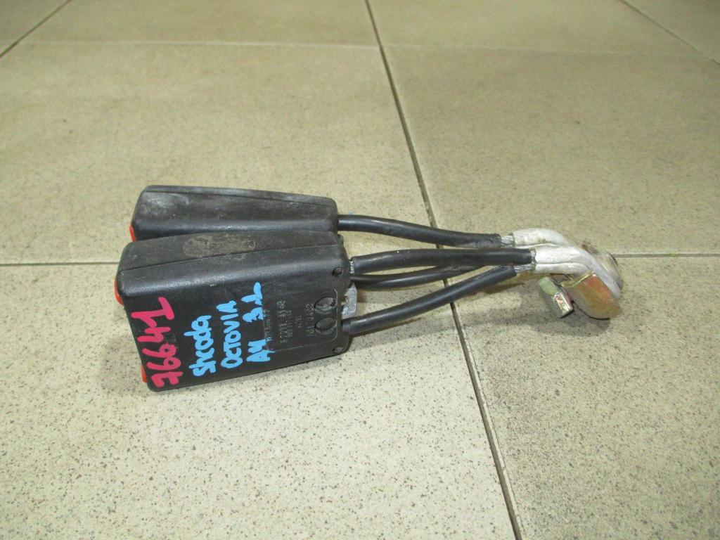 Ответная часть ремня безопасности, 500 рублей, Пермь