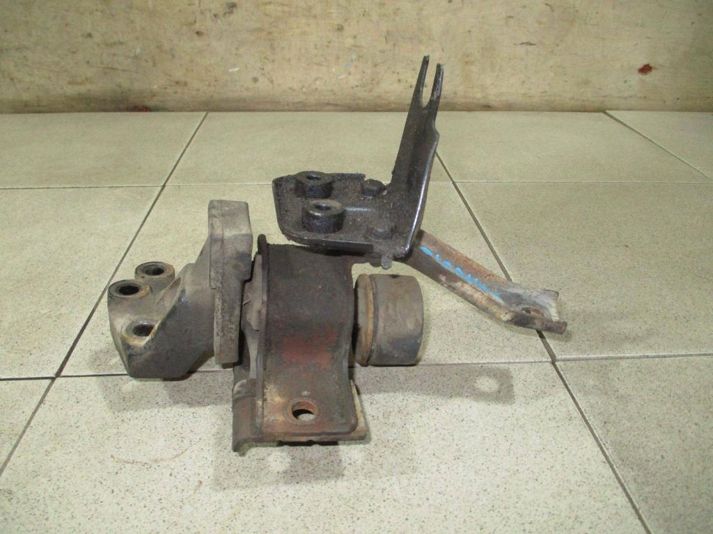 Опора двигателя правая, 1000 рублей, Пермь