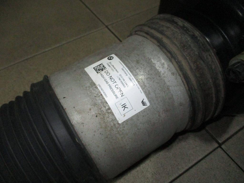 Амортизатор задний левый, 4000 рублей, Пермь