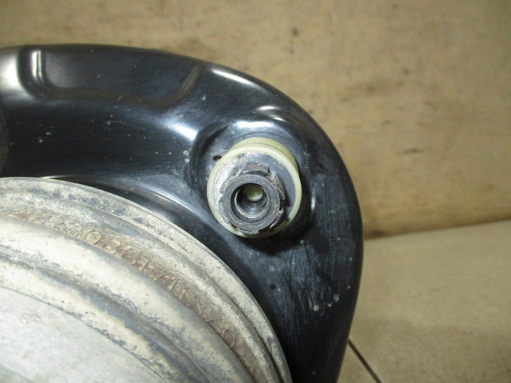 Амортизатор задний левый, 4000 рублей, Пермь