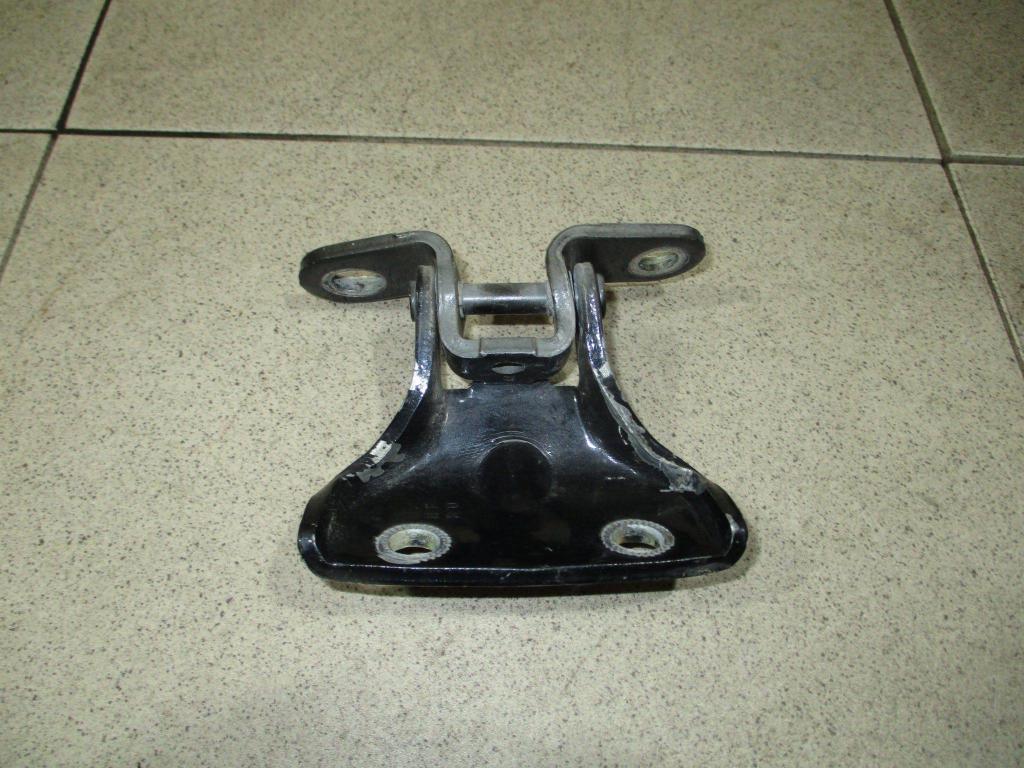 Петля двери задней правой верхняя, 800 рублей, Пермь