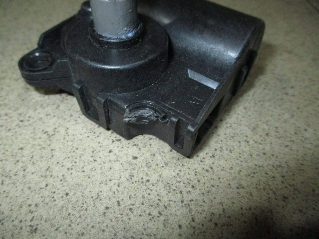 Моторчик заслонки печки, 500 рублей, Пермь