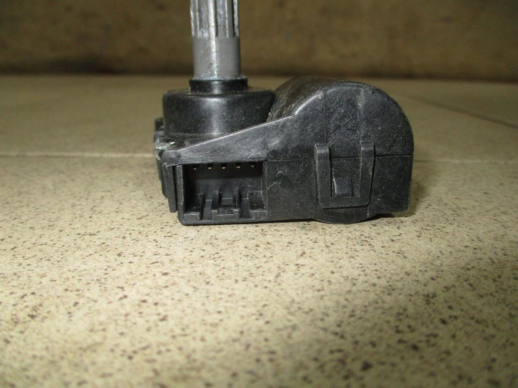 Моторчик заслонки печки, 500 рублей, Пермь