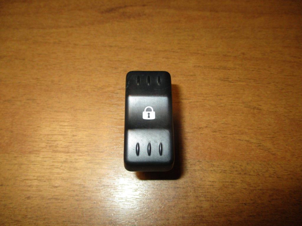 Кнопка центрального замка, 500 рублей, Пермь