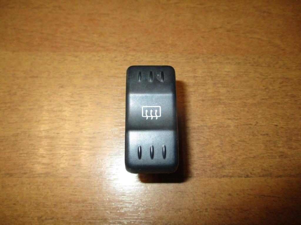 Кнопка обогрева заднего стекла, 500 рублей, Пермь