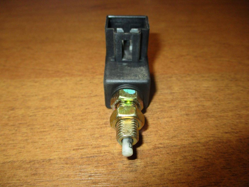 Датчик включения стопсигнала, 500 рублей, Пермь