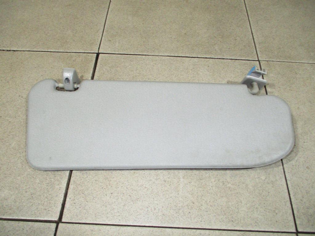 Козырек солнцезащитный левый, 500 рублей, Пермь