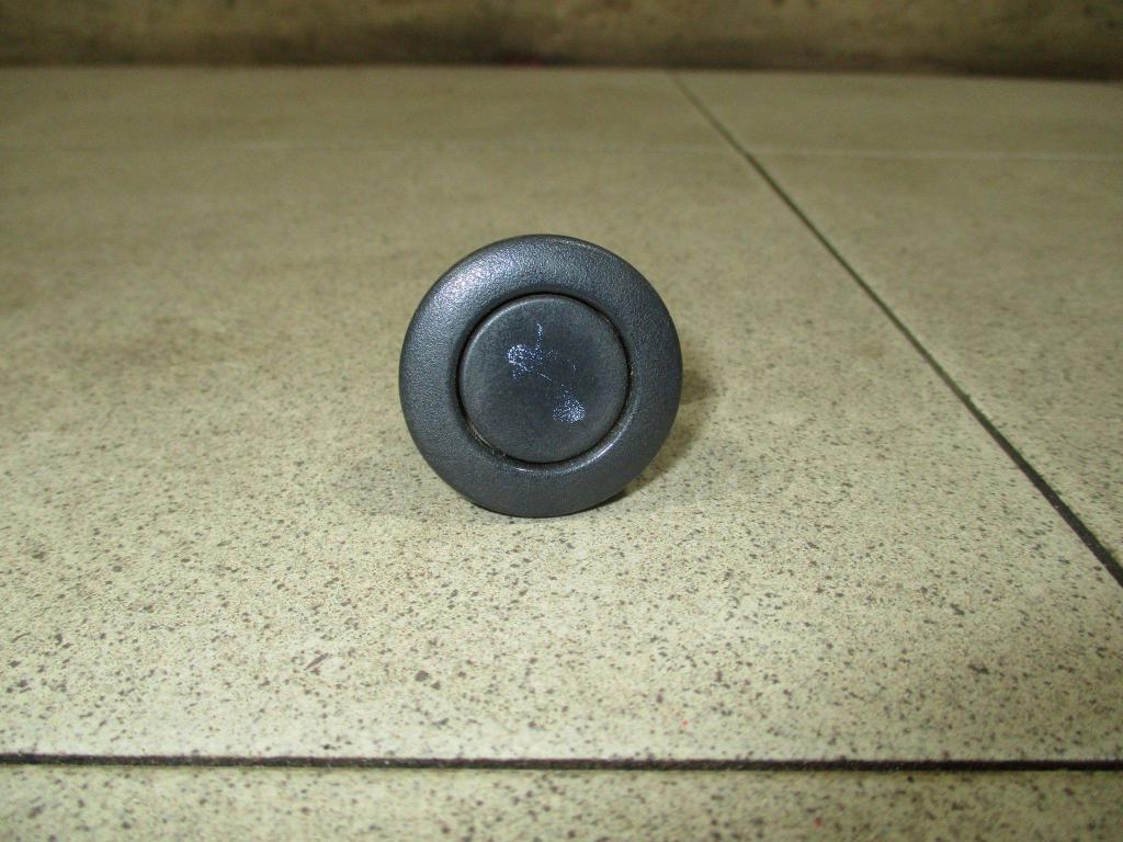 Кнопка открывания багажника, 500 рублей, Пермь