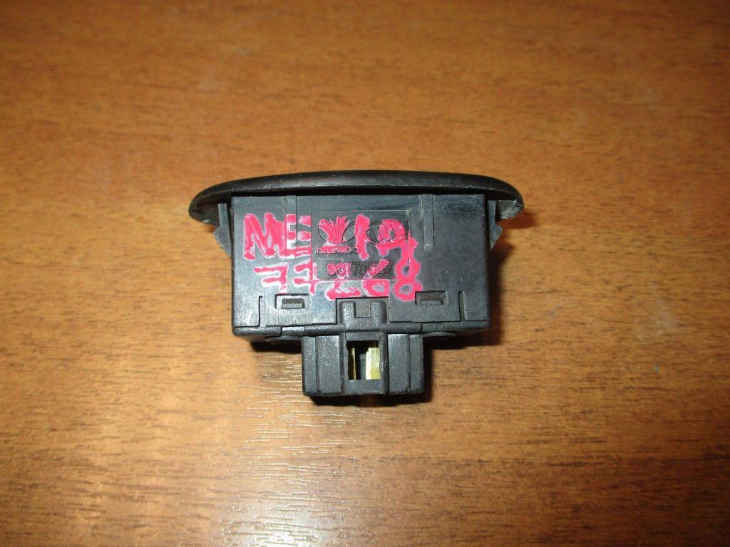 Кнопка открывания багажника, 500 рублей, Пермь