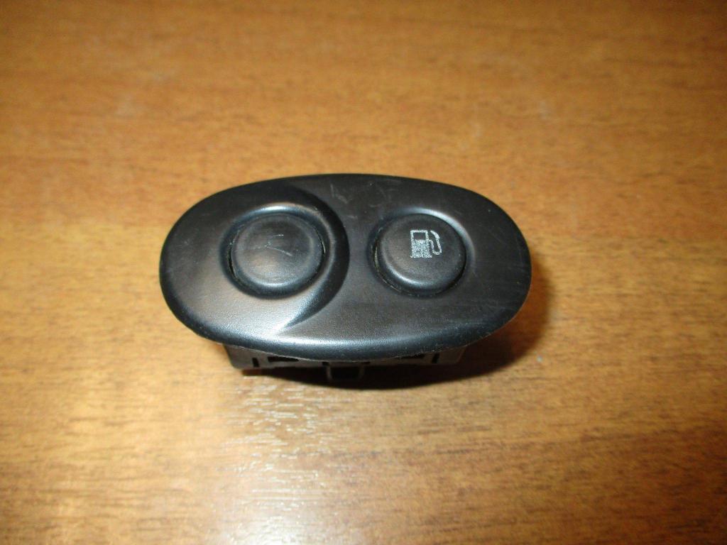 Кнопка открывания багажника, 500 рублей, Пермь