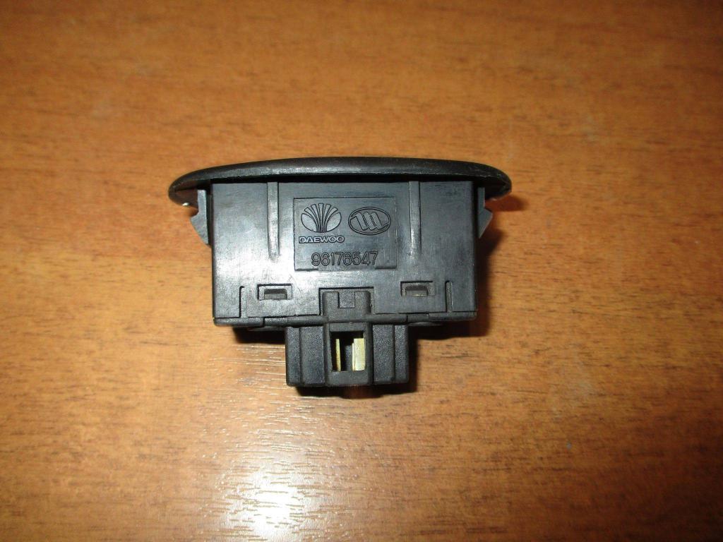 Кнопка открывания багажника, 500 рублей, Пермь