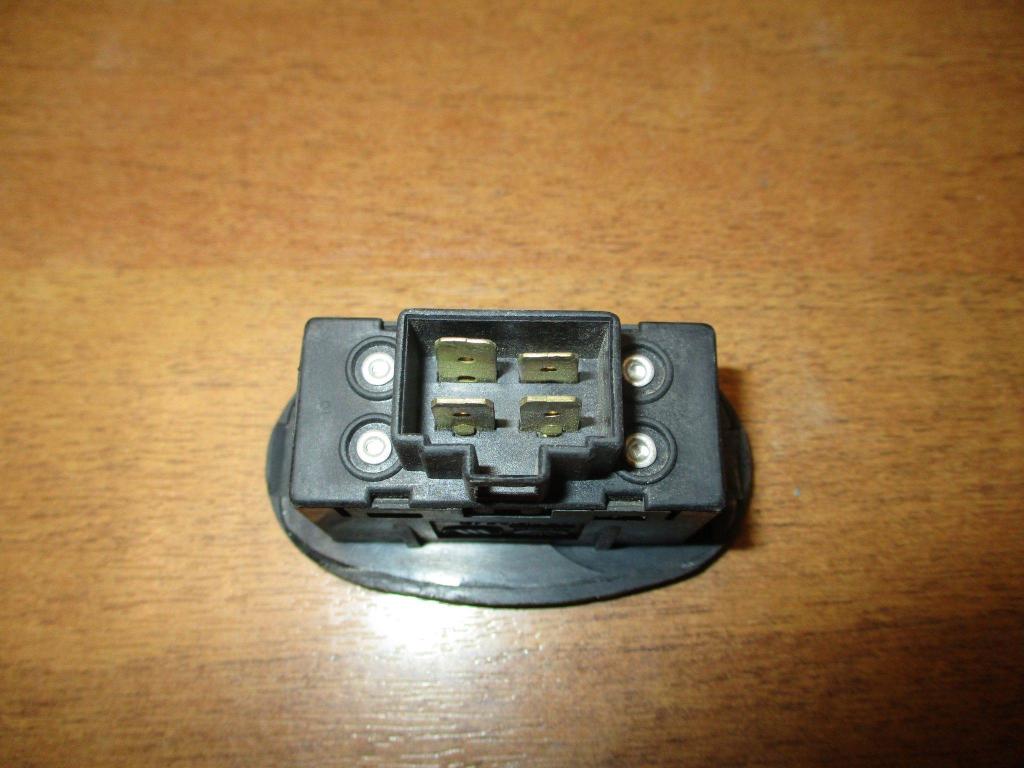 Кнопка открывания багажника, 500 рублей, Пермь