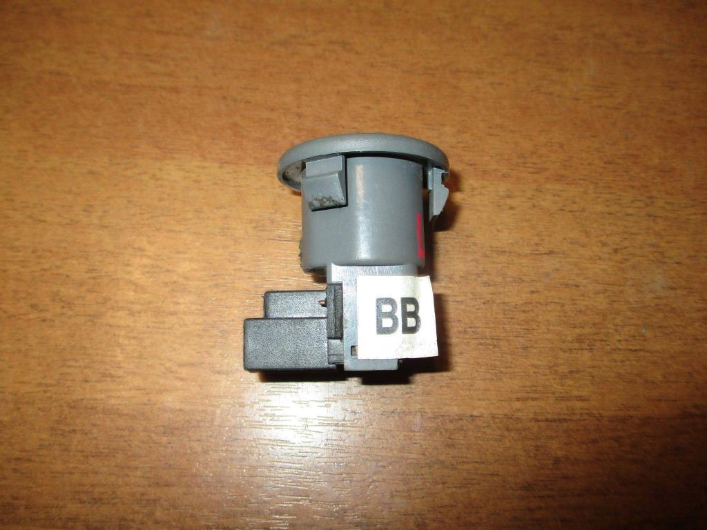 Кнопка открывания багажника, 500 рублей, Пермь