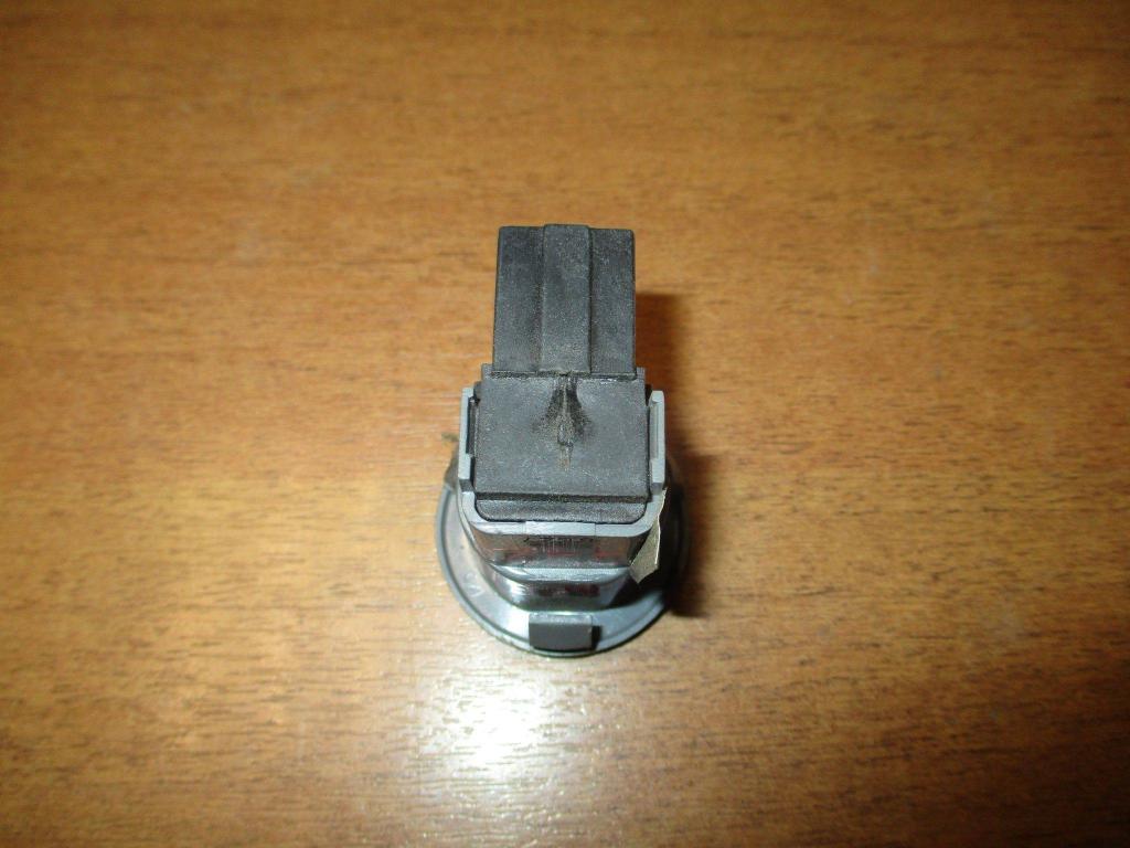 Кнопка открывания багажника, 500 рублей, Пермь