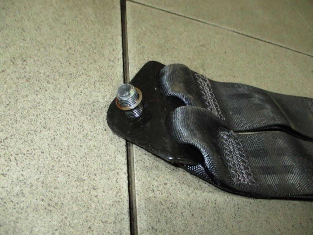 Ответная часть ремня безопасности, 500 рублей, Пермь