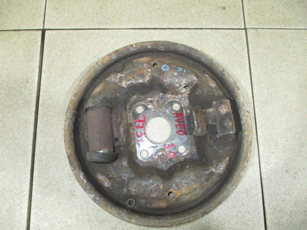 Щит опорный задний правый, 1000 рублей, Пермь