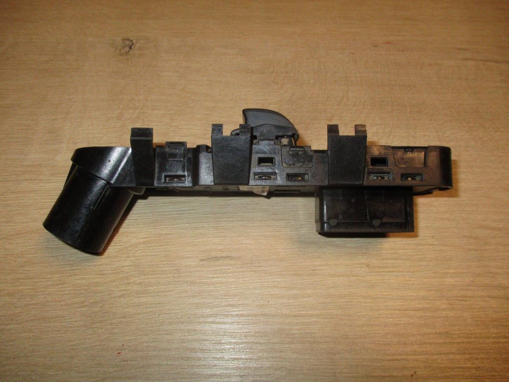 Блок управления стеклоподъемниками, 1000 рублей, Пермь