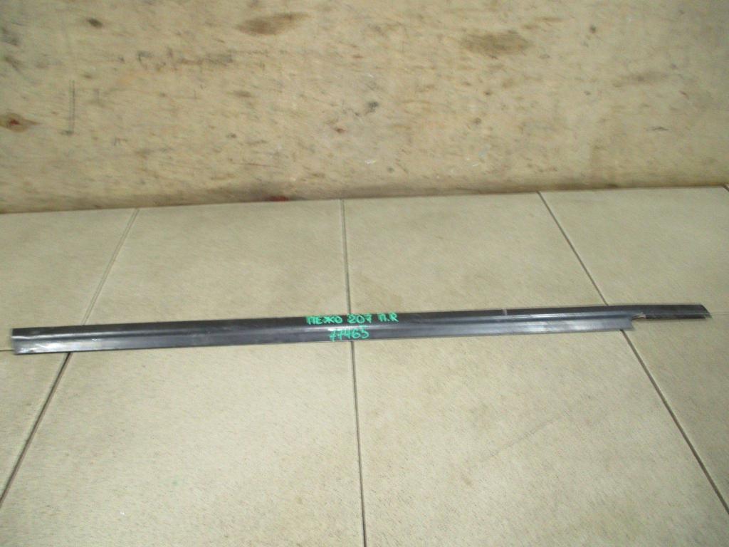 Накладка стекла переднего правого, 1000 рублей, Пермь