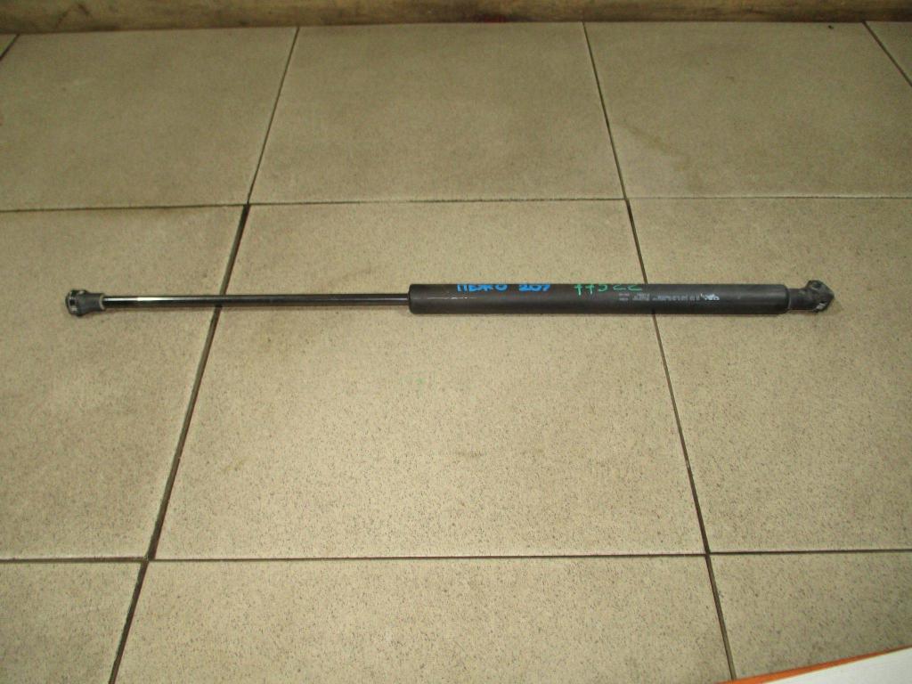 Амортизатор двери багажника, 500 рублей, Пермь