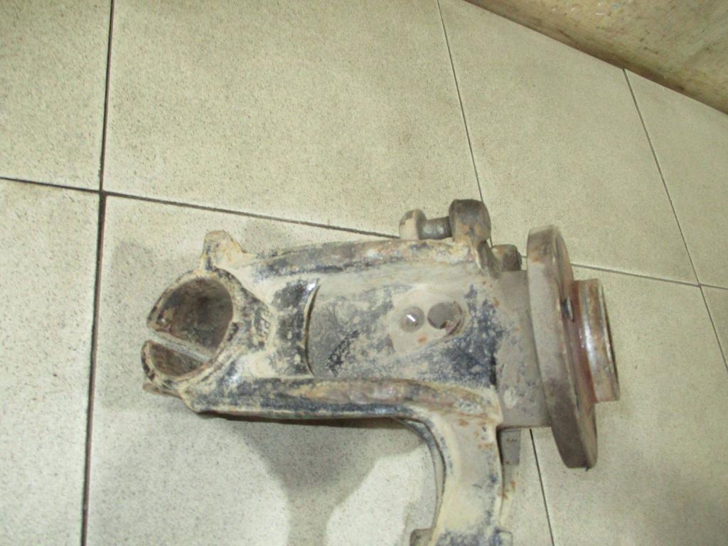 Кулак поворотный передний правый, 2500 рублей, Пермь