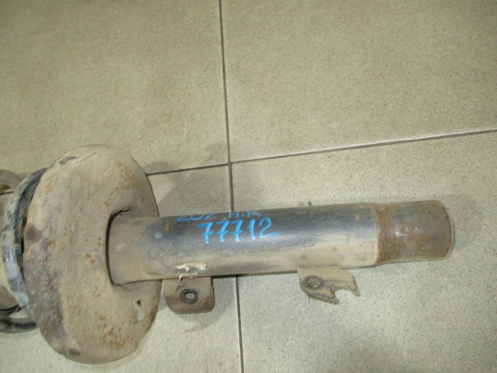 Амортизатор передний правый, 1500 рублей, Пермь