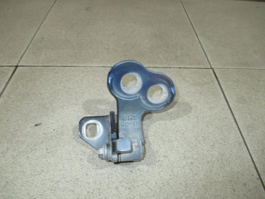 Петля двери передней правой нижняя, 500 рублей, Пермь