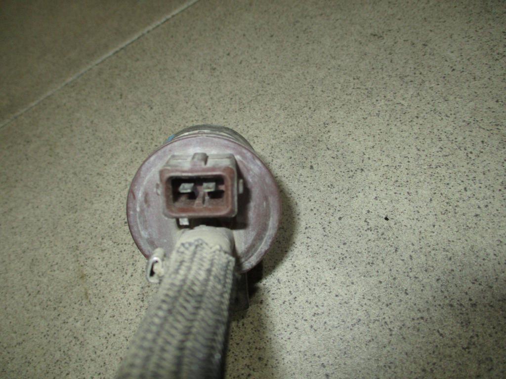 Клапан вентиляции топливного бака, 500 рублей, Пермь