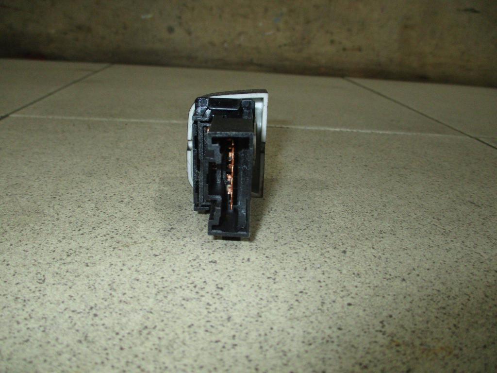 Кнопка обогрева сидений, 500 рублей, Пермь