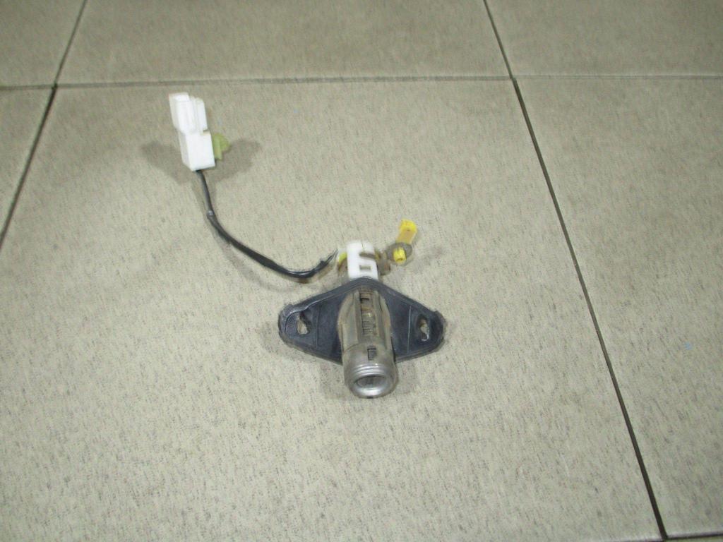 Вставка замка багажника, 500 рублей, Пермь