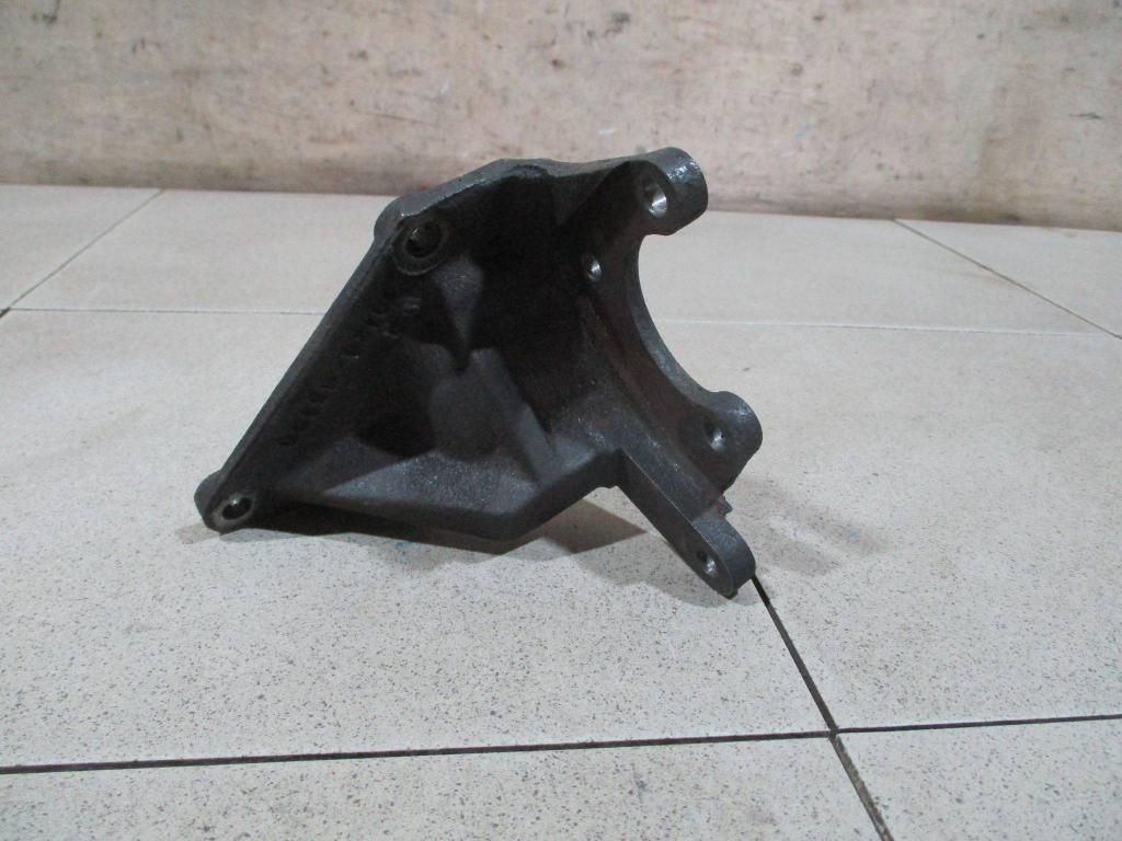 Кронштейн гидроусилителя, 500 рублей, Пермь