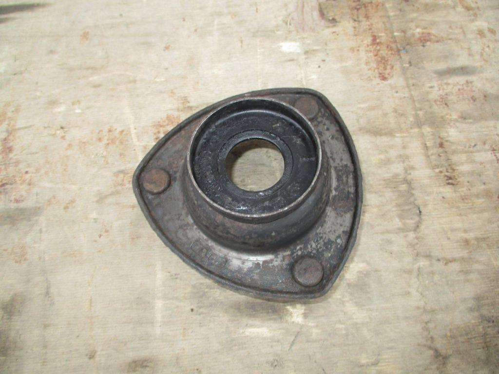 Опора переднего амортизатора, 500 рублей, Пермь