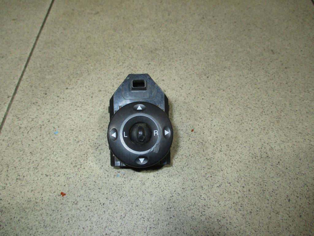 Переключатель регулировки зеркала, 800 рублей, Пермь