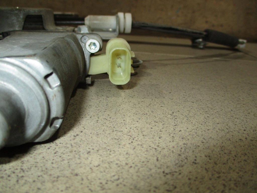 Стеклоподъемник передний правый, 1800 рублей, Пермь