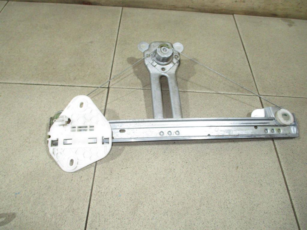 Стеклоподъемник механический задний левый, 500 рублей, Пермь