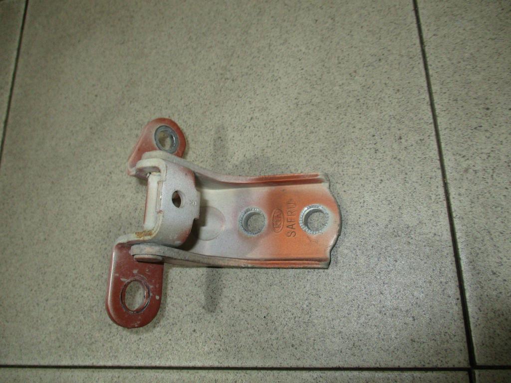 Петля двери передней правой верхняя, 500 рублей, Пермь