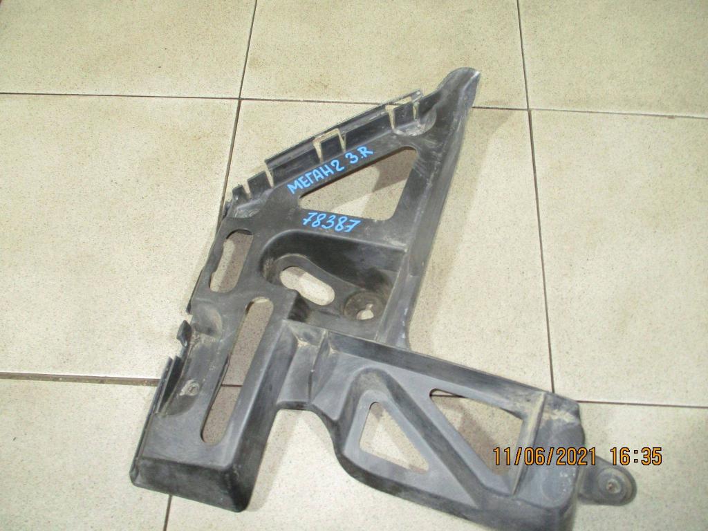 Кронштейн заднего бампера правый, 1000 рублей, Пермь