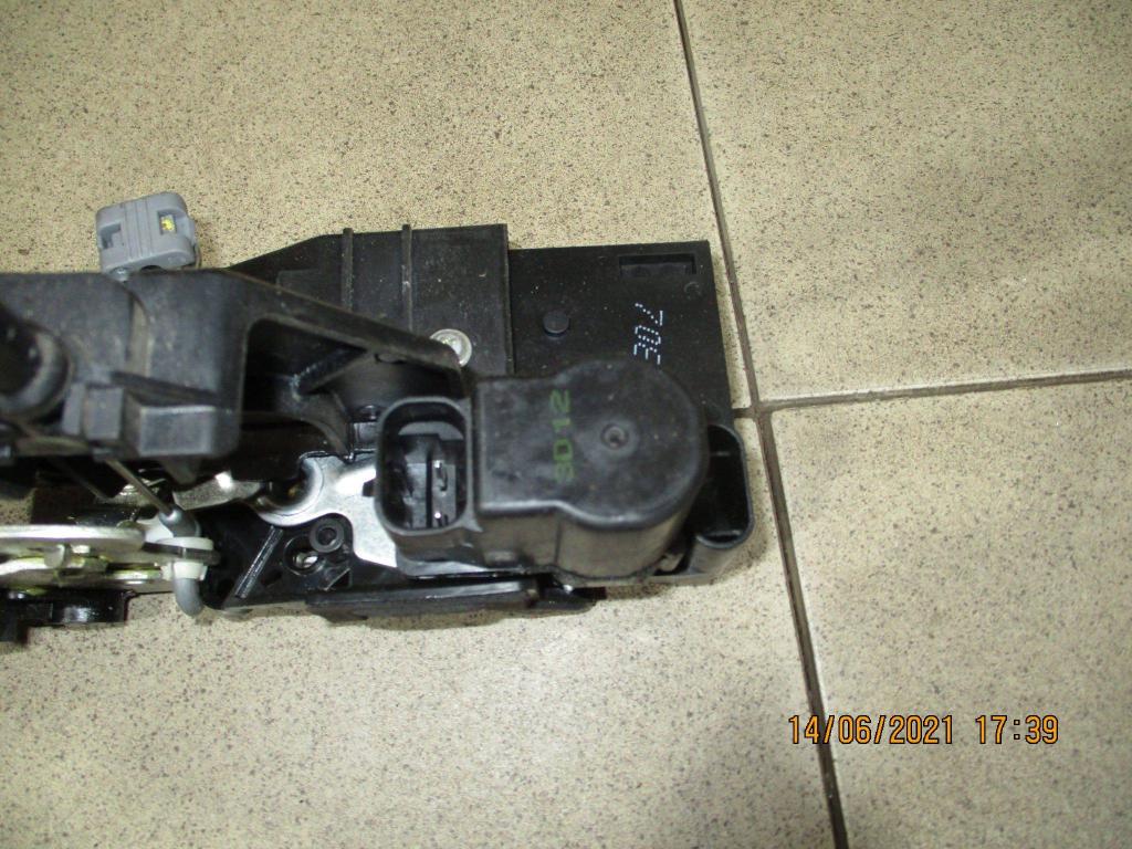 Замок двери задней правой, 1000 рублей, Пермь