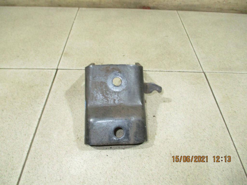 Кронштейн двигателя передний, 500 рублей, Пермь