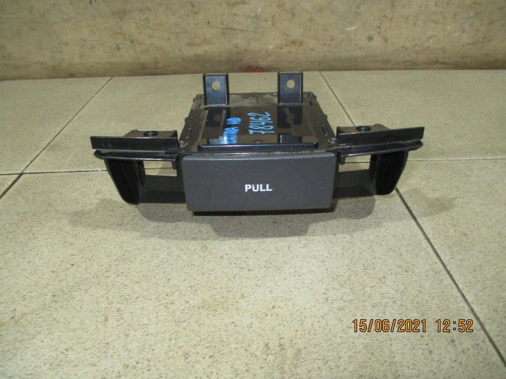 Пепельница передняя, 800 рублей, Пермь