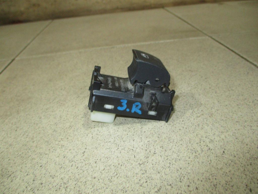 Кнопка стеклоподъемника, 550 рублей, Пермь